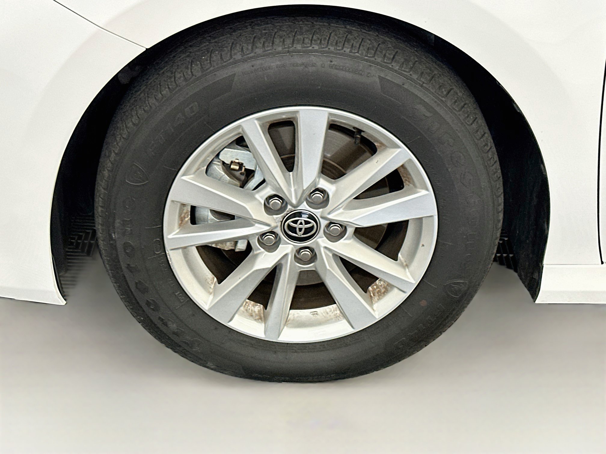Used 2026 Toyota Camry SE FWD image 34