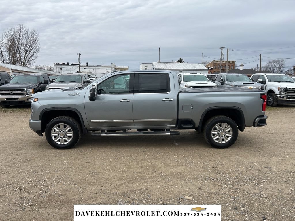 Certified 2025 Chevrolet Silverado 2500 High Country w/ High Country Premium Package AWD/4WD image 2