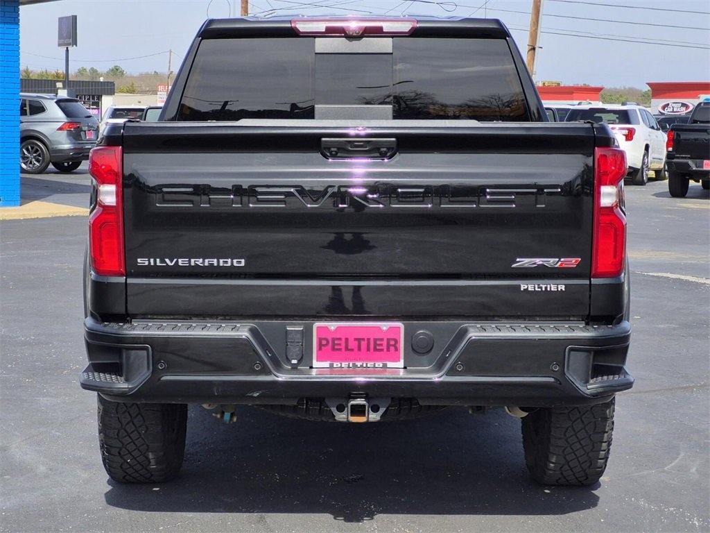 Used 2022 Chevrolet Silverado 1500 ZR2 w/ Technology Package image 5
