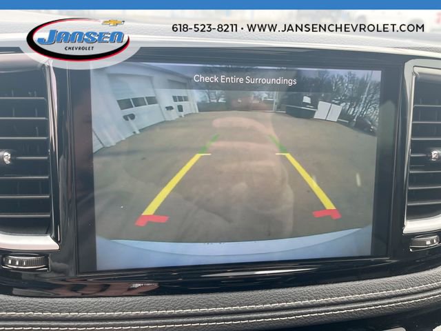 Used 2025 Chrysler Pacifica Limited FWD image 14