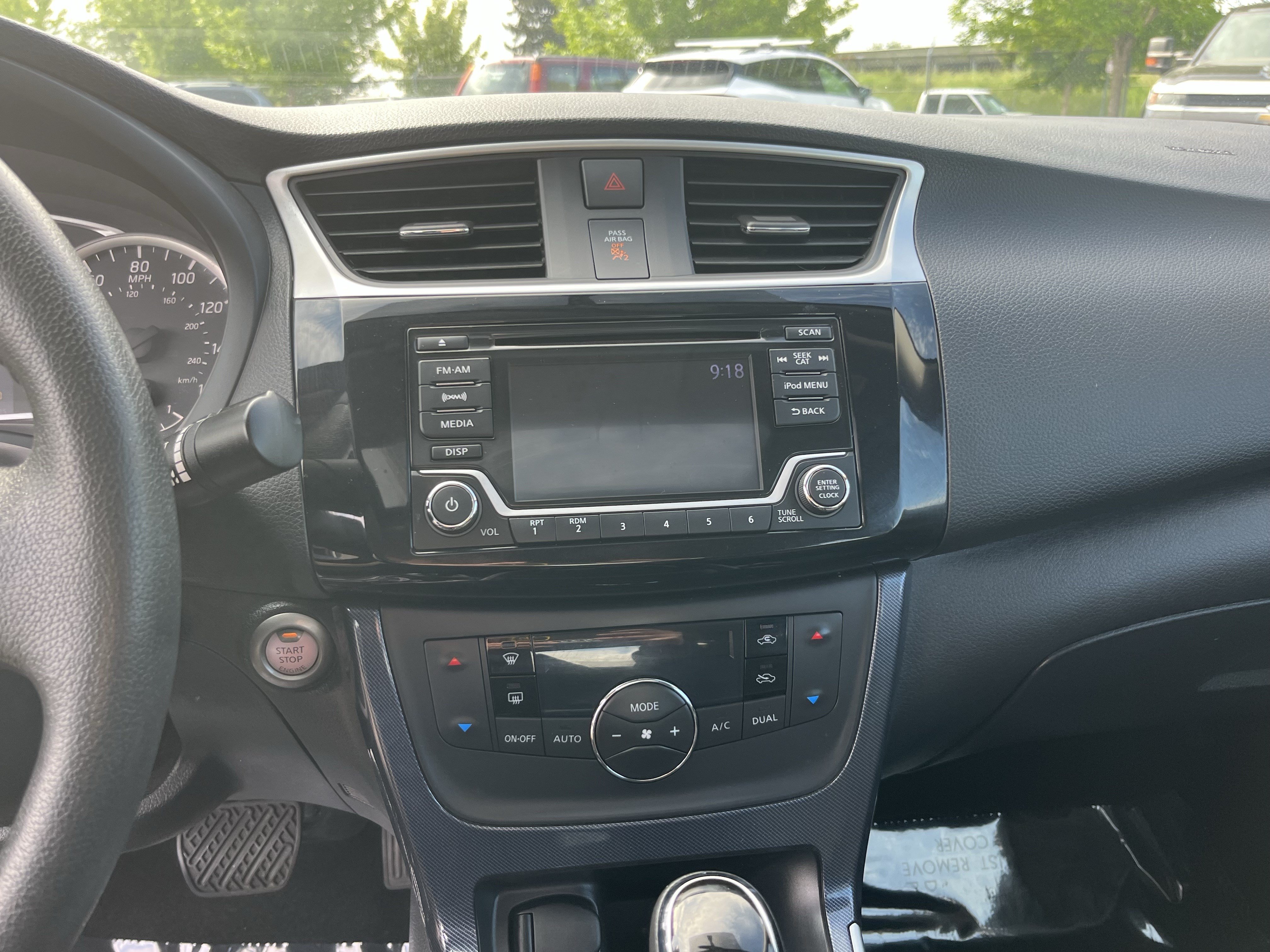 Used 2018 Nissan Sentra SR Turbo FWD image 22