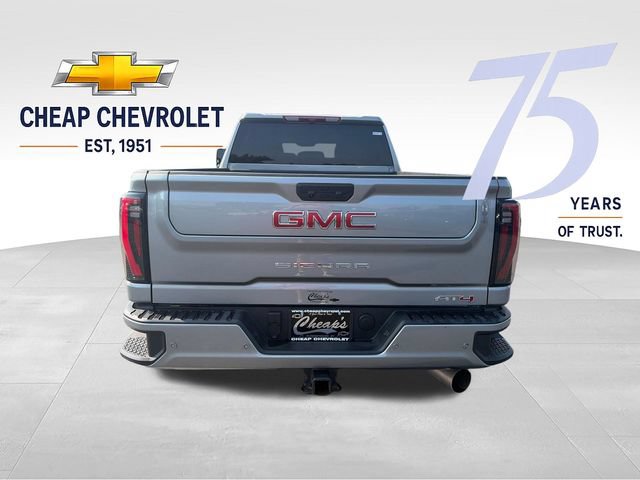 Used 2025 GMC Sierra 2500 AT4 AWD/4WD image 4