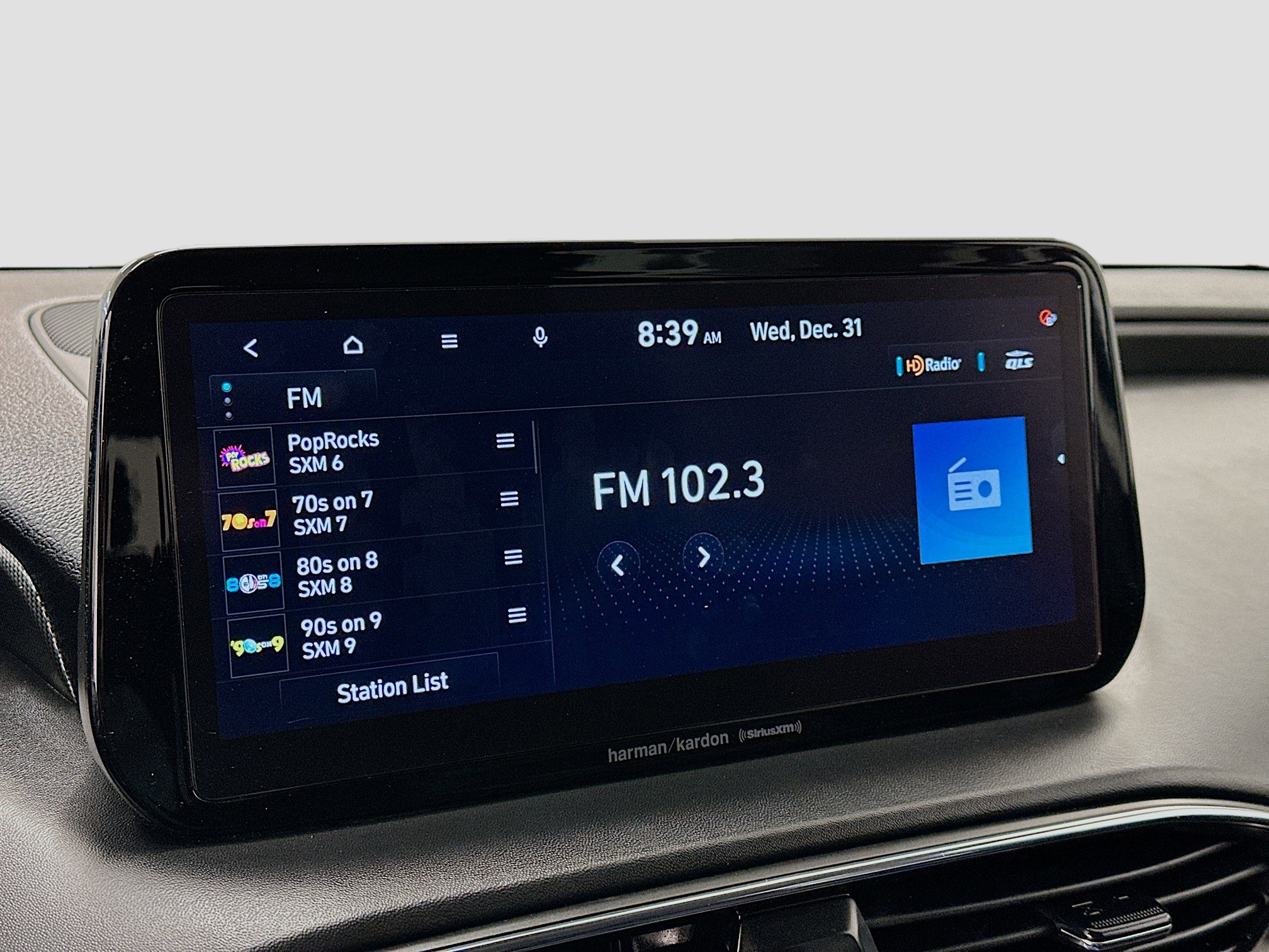 Used 2023 Hyundai Santa Fe SEL Premium image 21