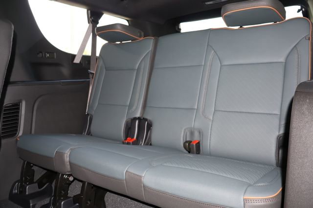 New 2026 GMC Yukon XL AT4 w/ AT4 Premium Plus Package AWD/4WD image 16
