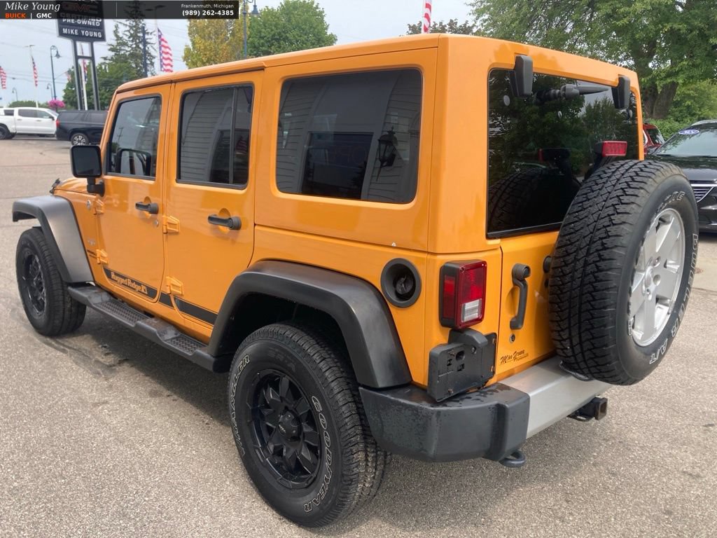 Used 2012 Jeep Wrangler Unlimited Sahara w/ Dual Top Group AWD/4WD image 7