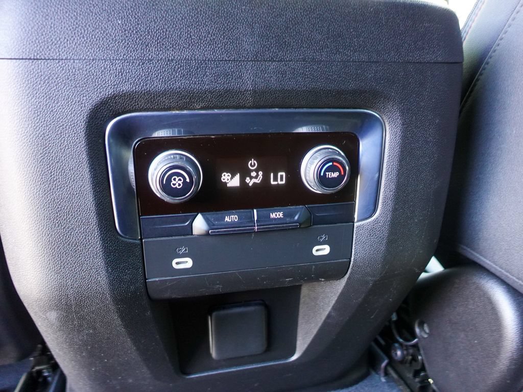 Used 2023 Chevrolet Tahoe RST AWD/4WD image 27