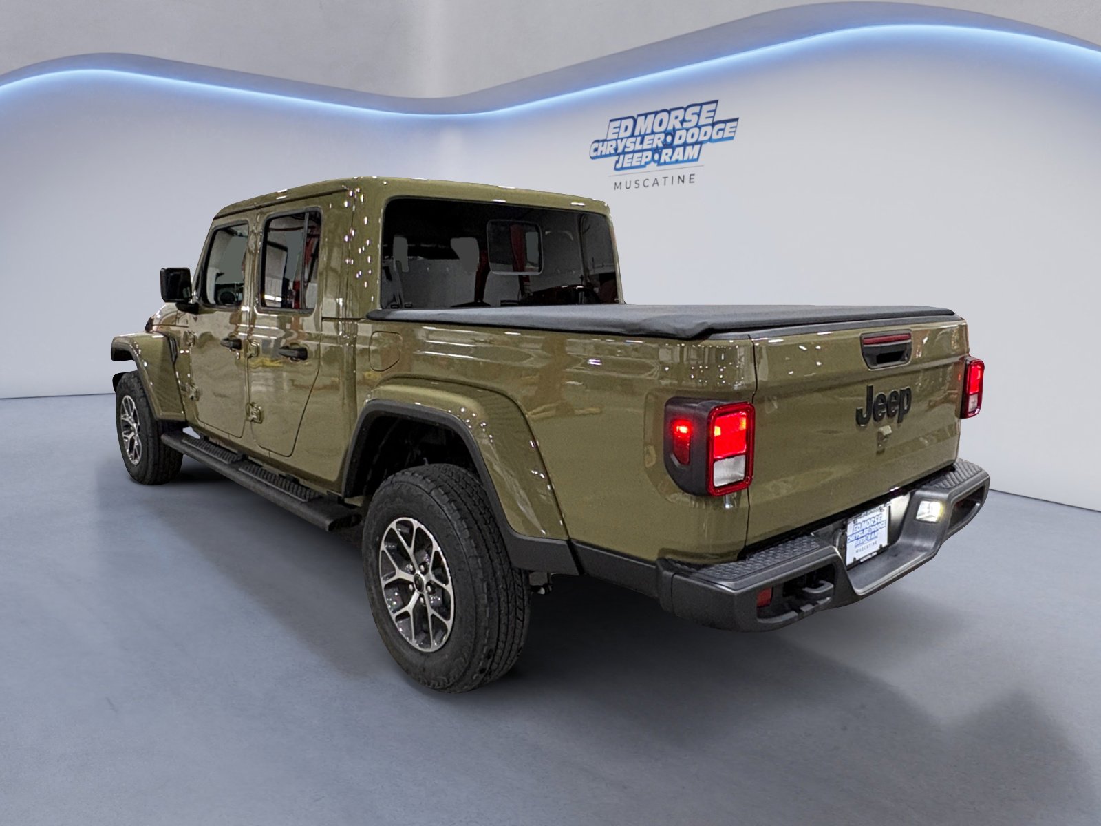 New 2026 Jeep Gladiator Sport image 3