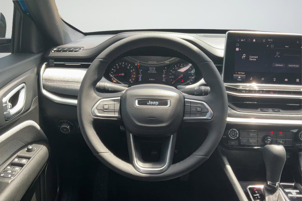 Used 2024 Jeep Compass Latitude AWD/4WD image 15