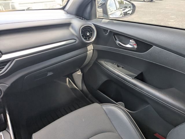 Used 2021 Kia Forte GT-Line image 15