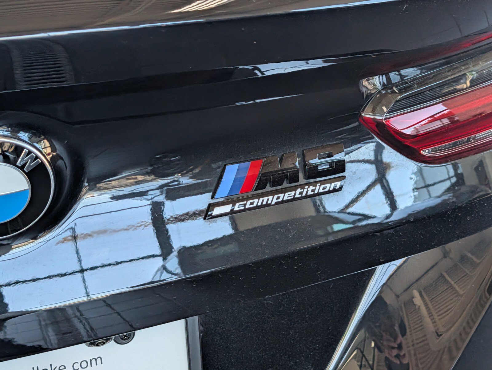 Certified 2025 BMW M8 Competition AWD/4WD image 4