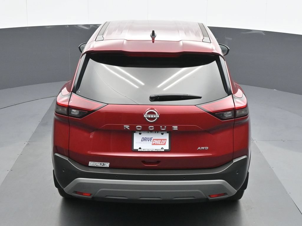 Used 2023 Nissan Rogue S AWD/4WD image 28
