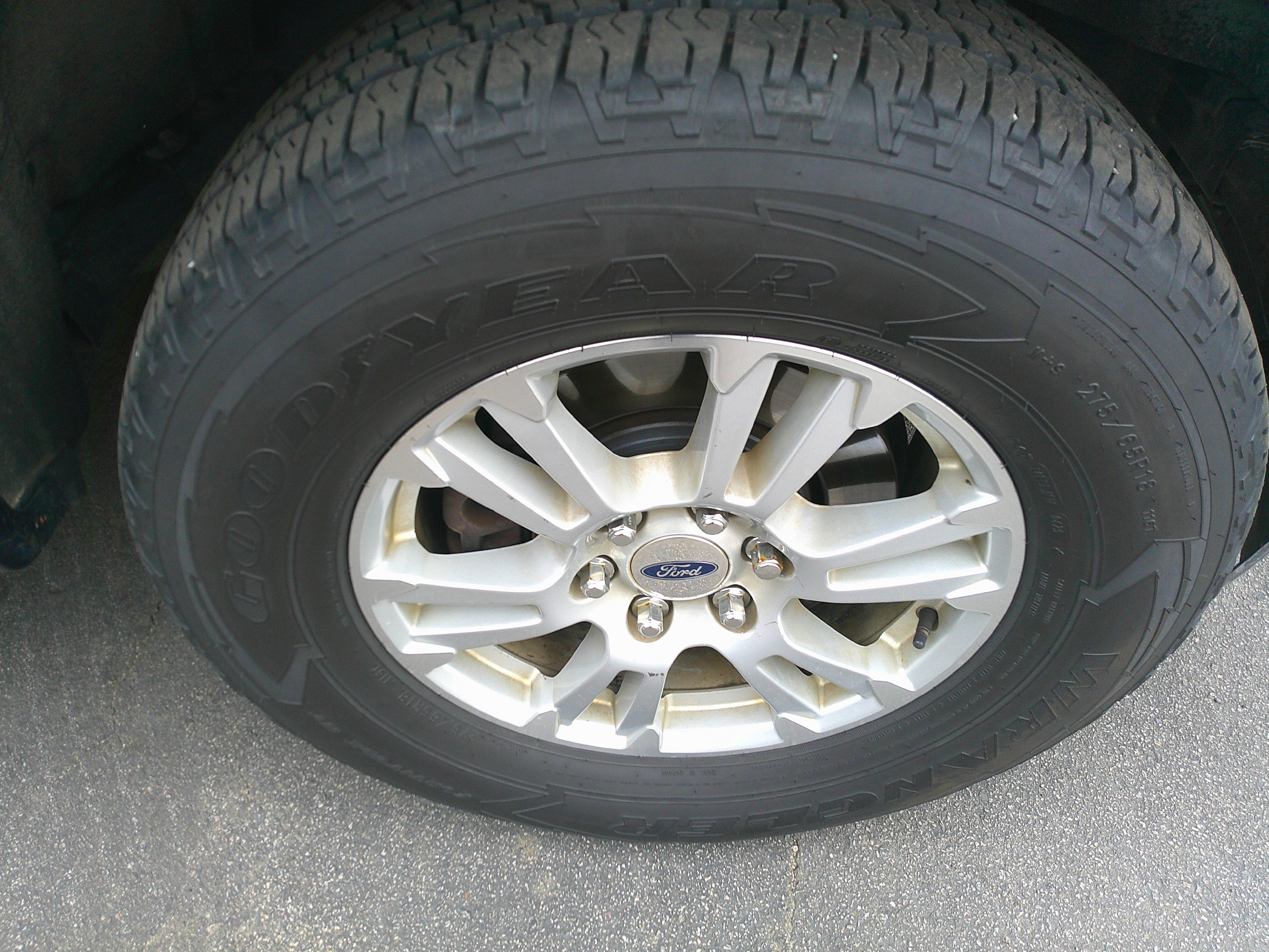 Used 2017 Ford F150 Lariat image 9