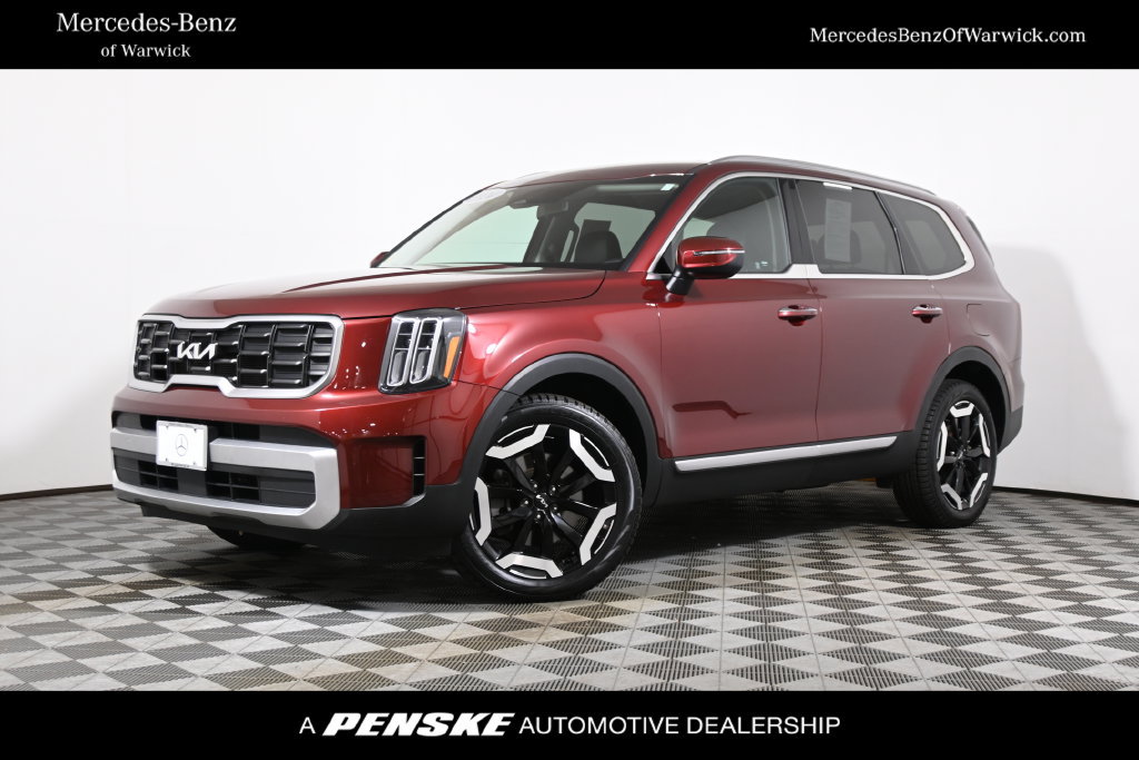 Used 2024 Kia Telluride S AWD/4WD image 1