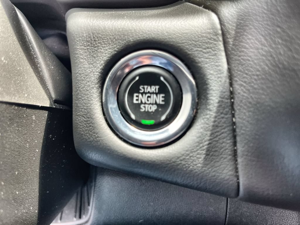 Used 2023 Chevrolet Tahoe RST AWD/4WD image 17