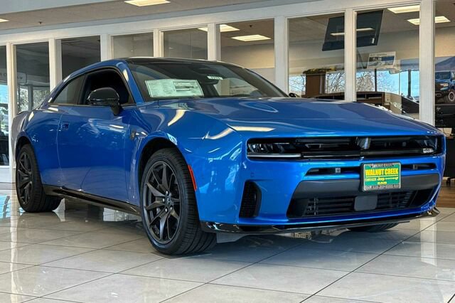 New 2026 Dodge Charger Scat Pack w/ Blacktop Package AWD/4WD image 2