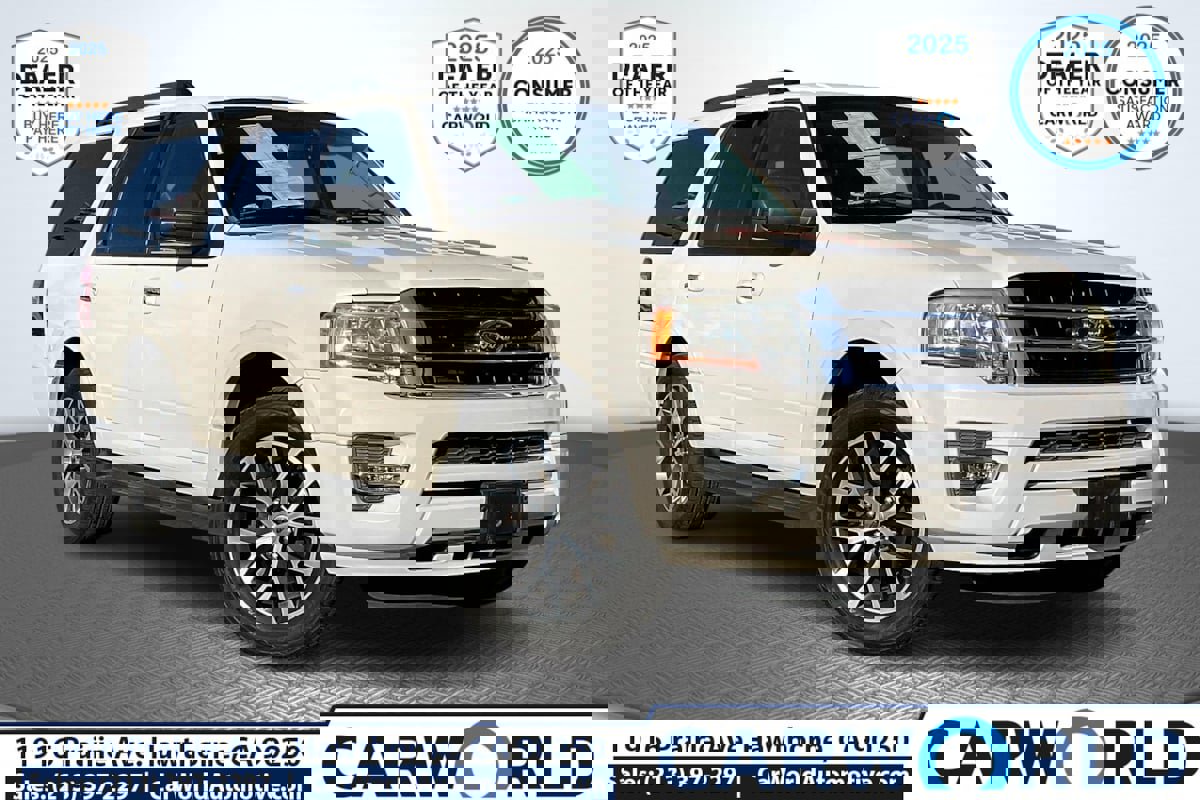 Used 2017 Ford Expedition XLT w/ Equipment Group 202A image 1