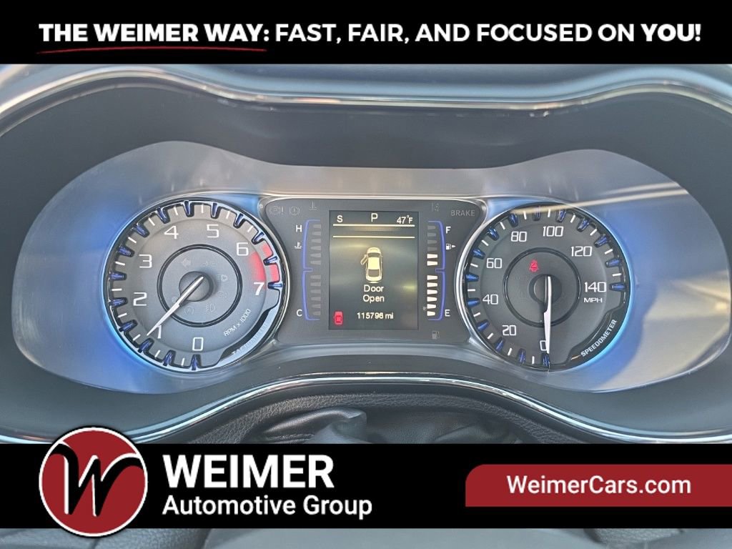 Used 2015 Chrysler 200 S FWD image 14