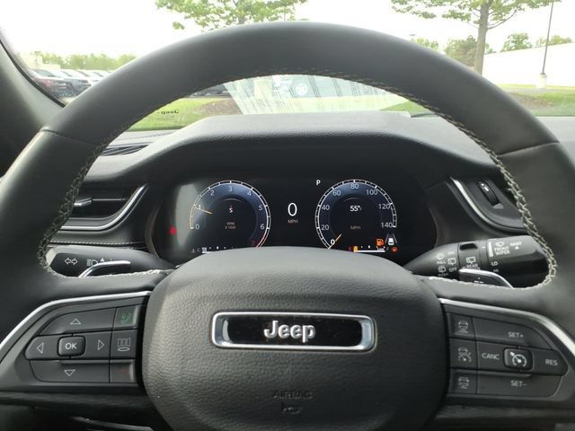 Certified 2024 Jeep Grand Cherokee Altitude AWD/4WD image 19