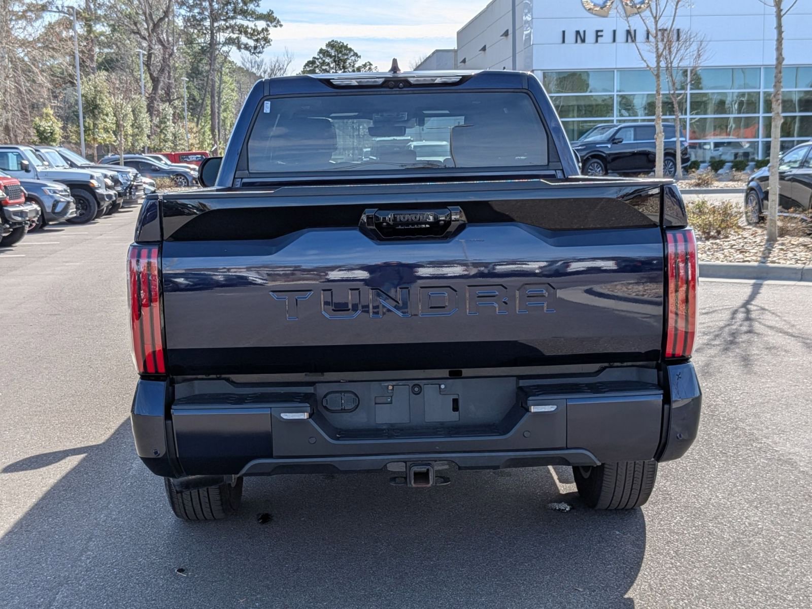 Used 2023 Toyota Tundra Platinum image 4