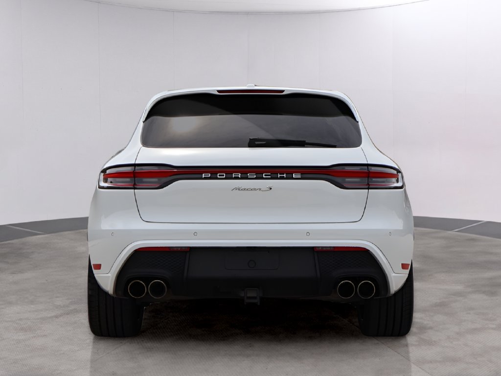 Certified 2024 Porsche Macan S AWD/4WD image 7