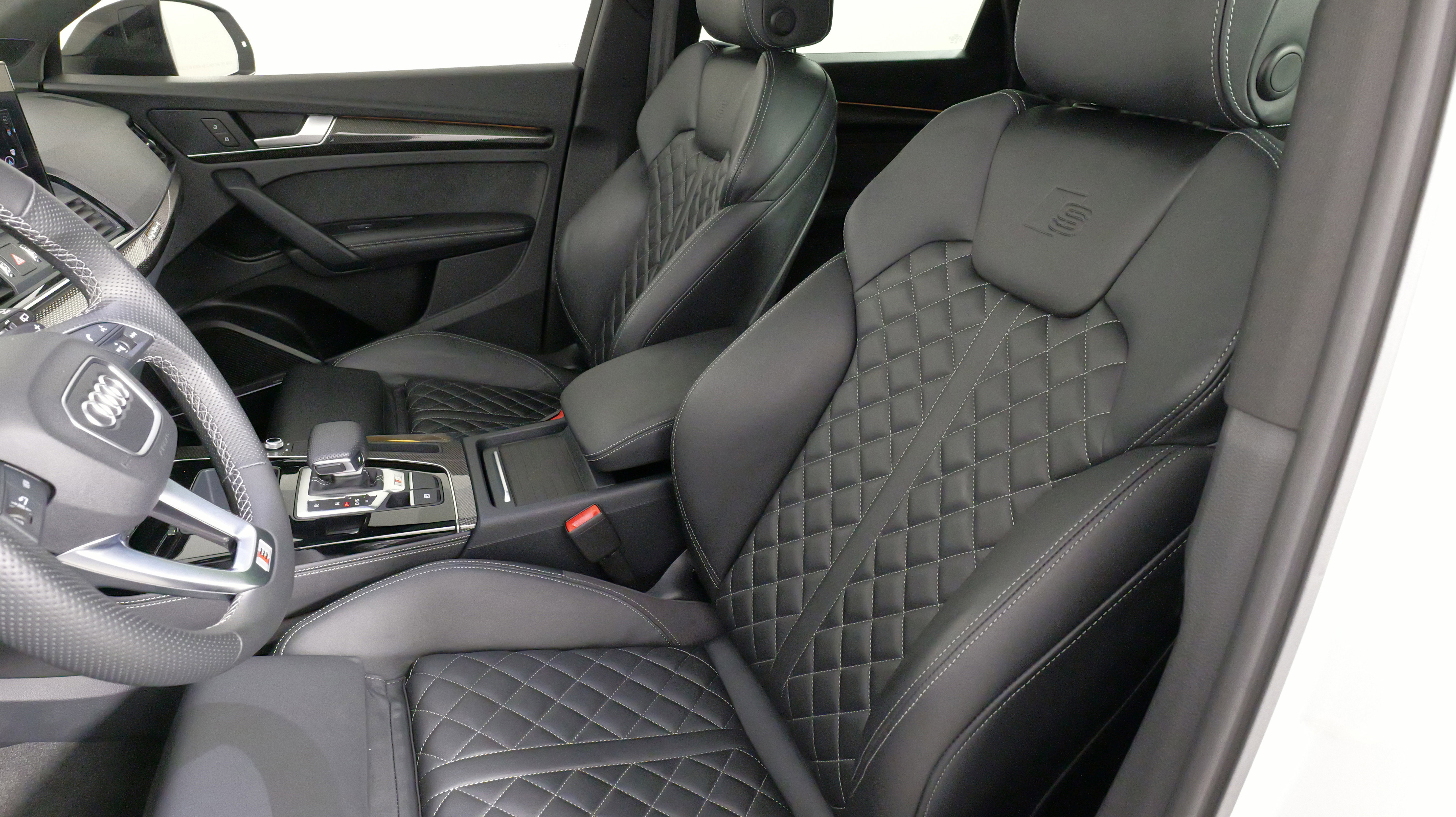 Used 2023 Audi SQ5 Prestige image 30