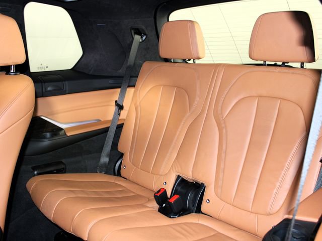 Used 2020 BMW X7 xDrive40i w/ Premium Package image 23