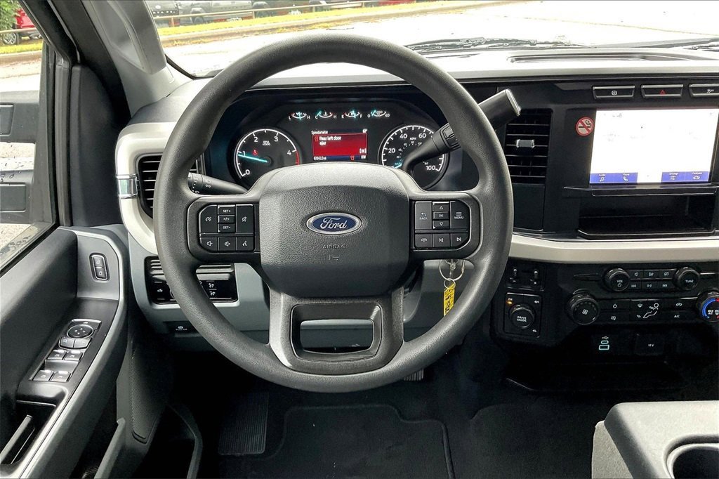 Used 2024 Ford F250 XLT image 15