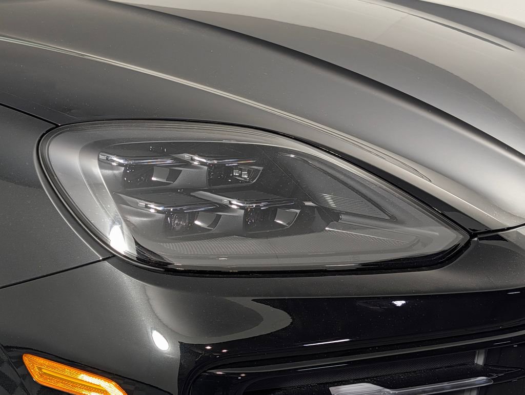 New 2026 Porsche Cayenne Coupe image 15