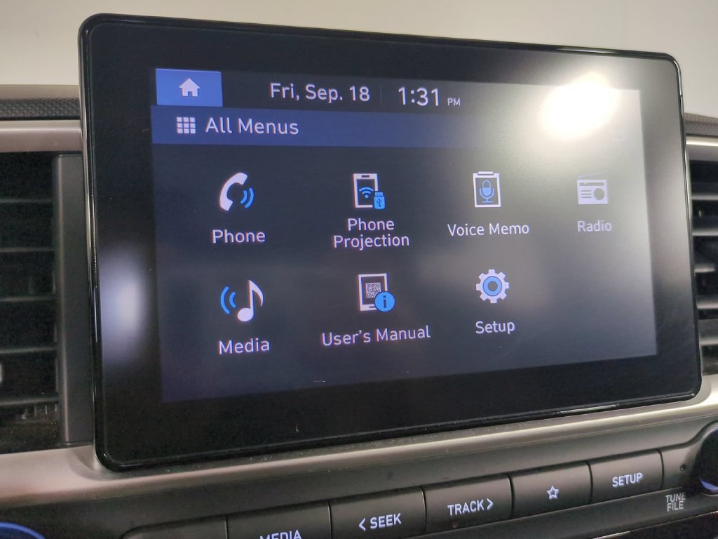 Used 2025 Hyundai Venue SEL FWD image 33