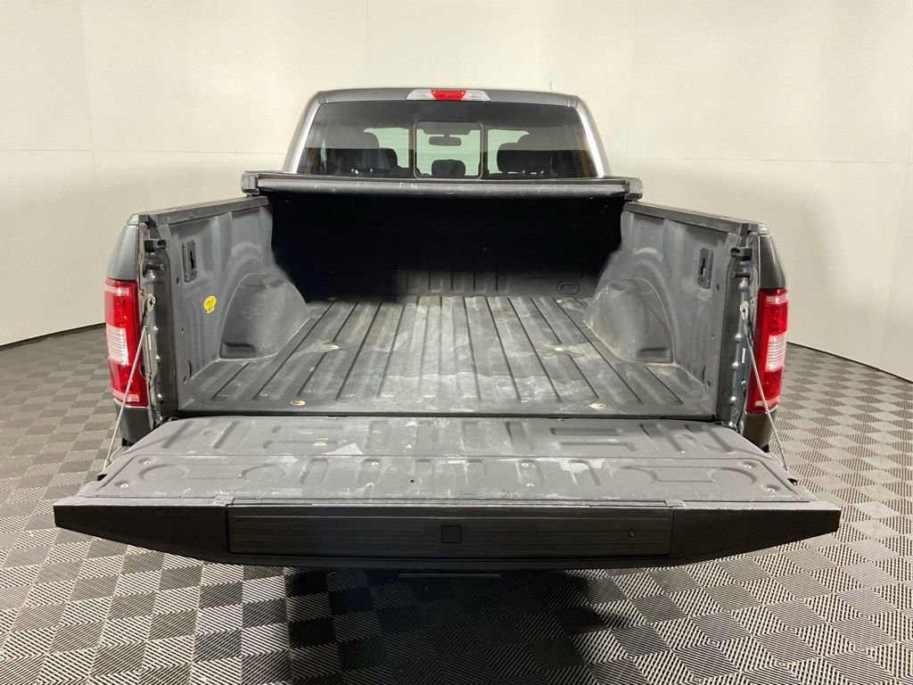 Used 2018 Ford F150 XLT w/ Equipment Group 302A Luxury AWD/4WD image 16