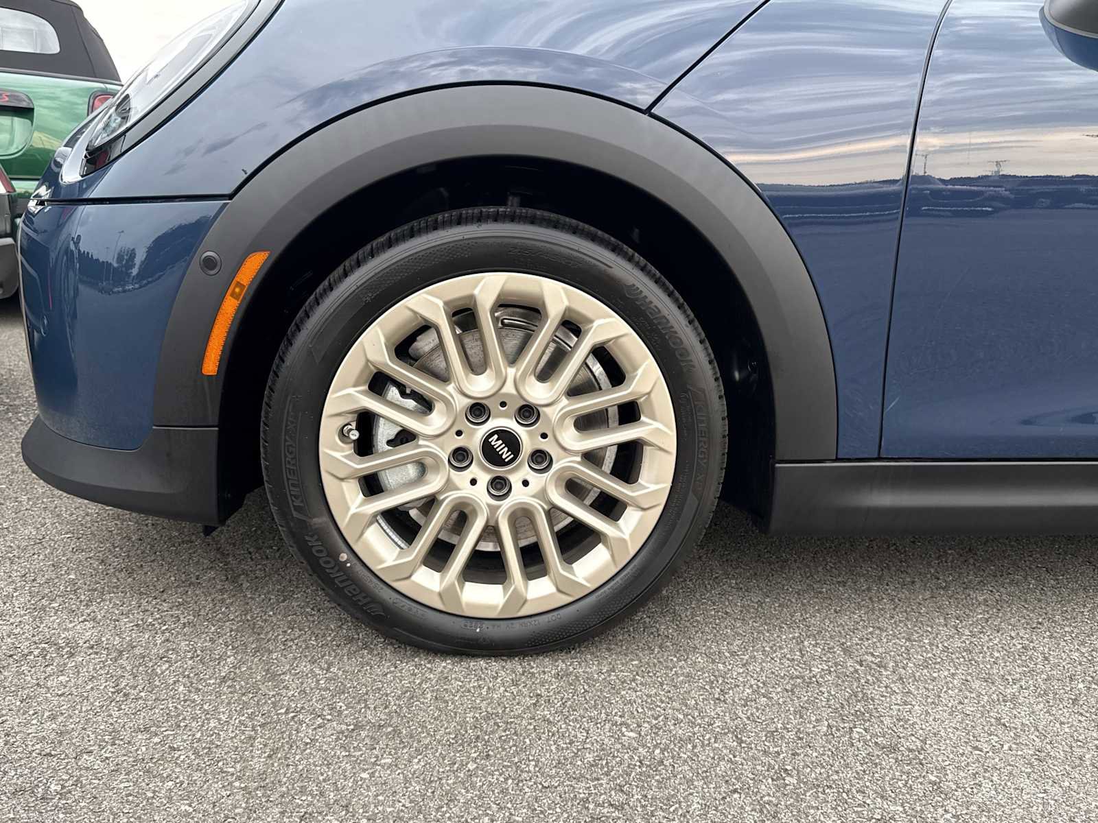 New 2026 MINI Cooper S image 2