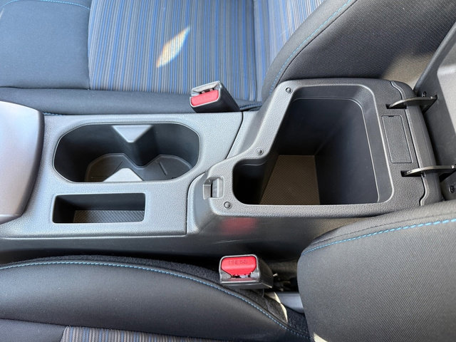 Used 2025 Nissan Leaf S image 24