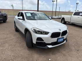 Used 2022 BMW X2 sDrive28i w/ Convenience Package FWD image 4