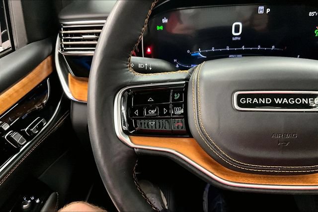 Used 2025 Jeep Grand Wagoneer L Series III w/ Rear-Seat Entertainment Group AWD/4WD image 26