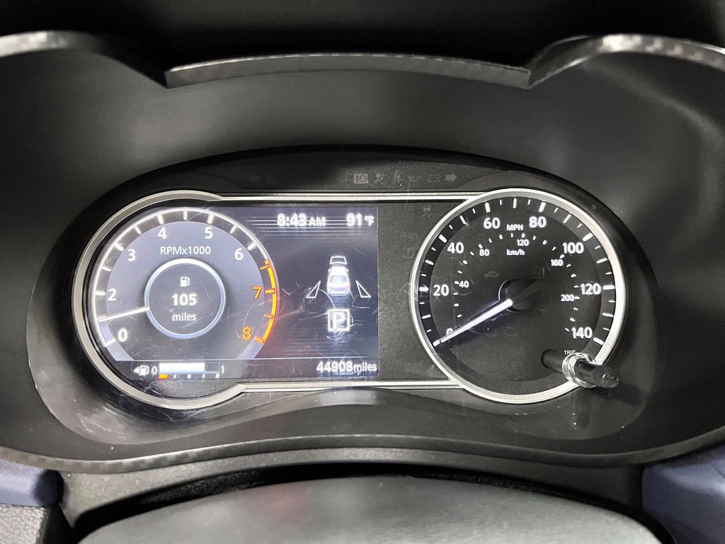 Used 2024 Nissan Versa SV FWD image 23