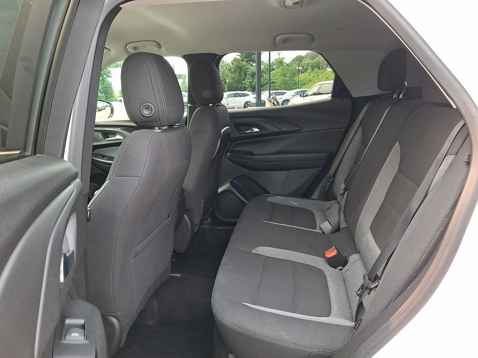 Used 2023 Chevrolet TrailBlazer LT AWD/4WD image 10