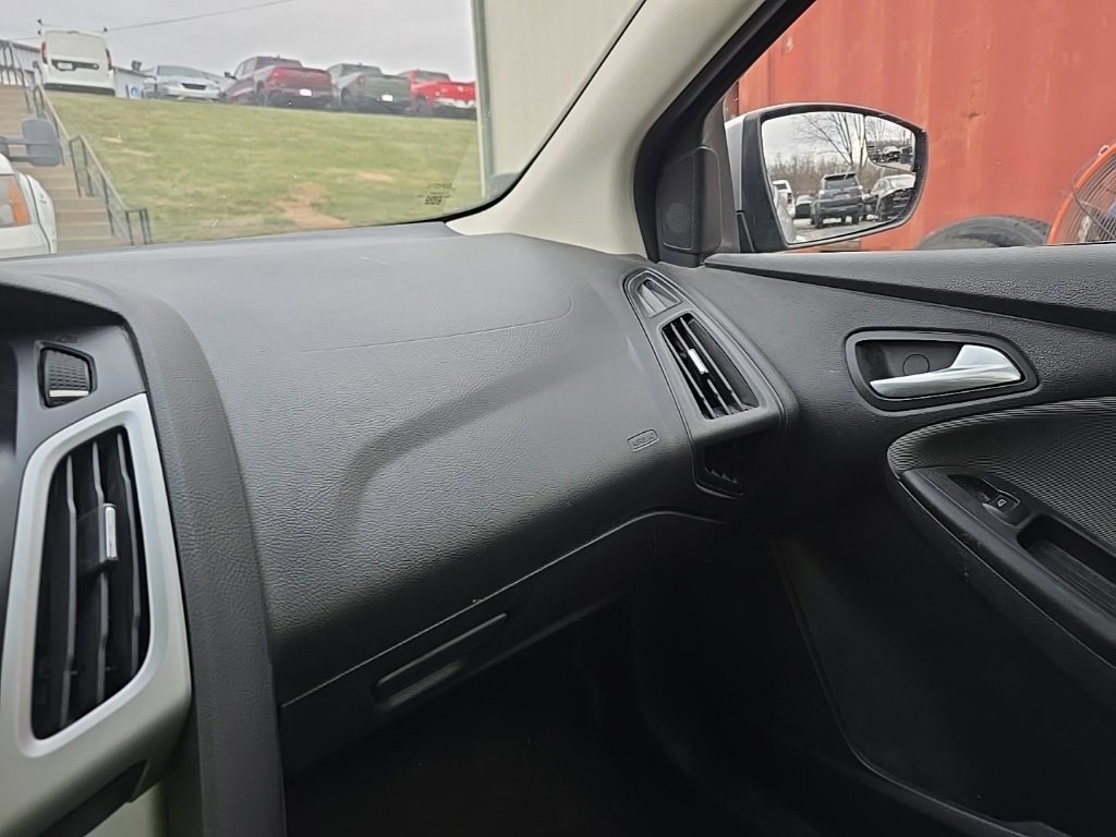 Used 2013 Ford Focus SE image 23