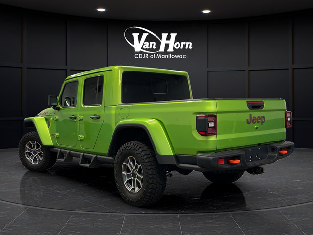 Certified 2025 Jeep Gladiator Mojave AWD/4WD image 5