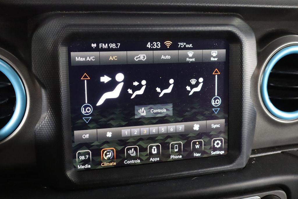 Used 2023 Jeep Wrangler Unlimited Rubicon 4xe w/ Cold Weather Group AWD/4WD image 30