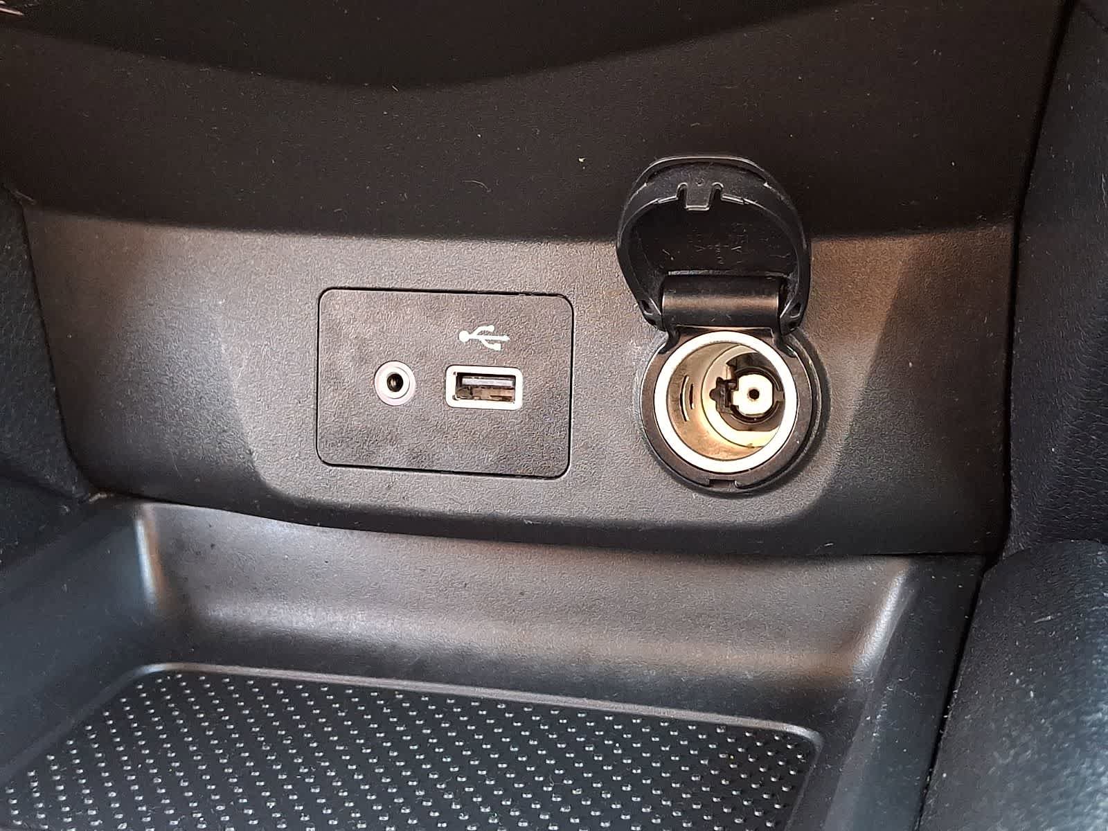 Used 2019 Nissan Rogue Sport S AWD/4WD image 23