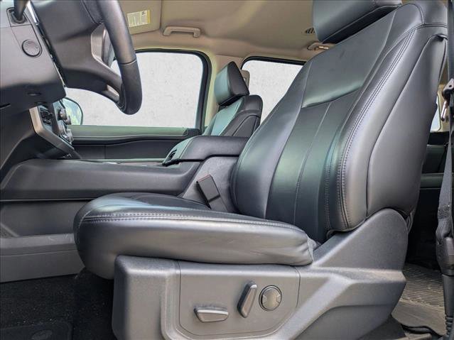 Used 2022 Ford Expedition XLT RWD image 15