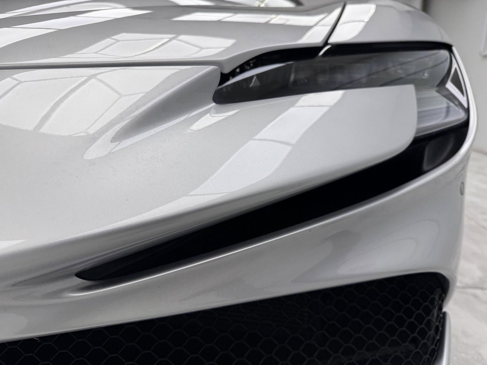 Used 2021 Ferrari SF90 Stradale image 13