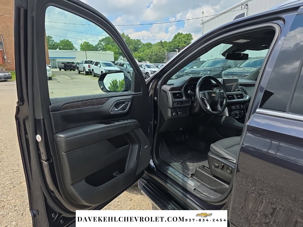 Certified 2023 Chevrolet Tahoe LT w/ Luxury Package AWD/4WD image 28