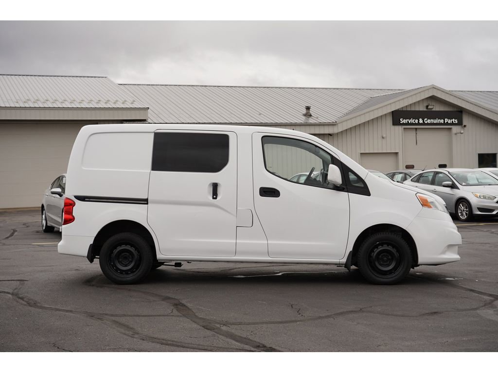 Used 2018 Nissan NV200 SV w/ Navigation Package image 2