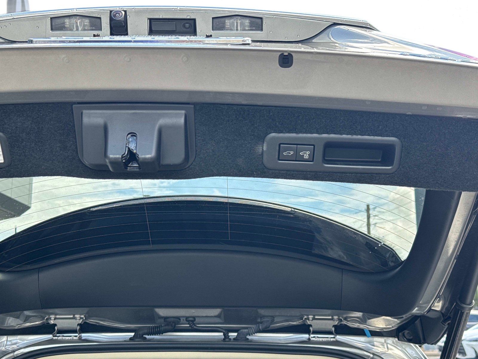 Certified 2022 Lexus RX 350 FWD w/ Premium Package image 12