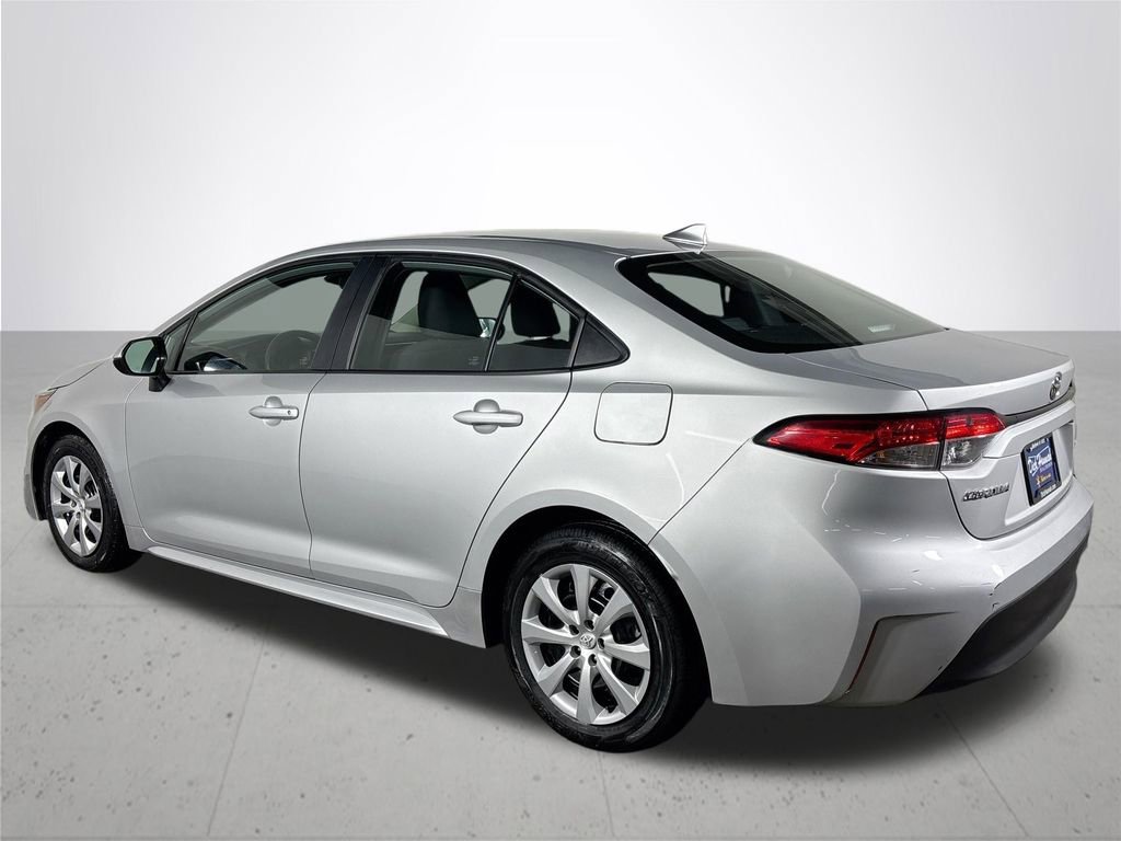 Used 2023 Toyota Corolla LE image 8