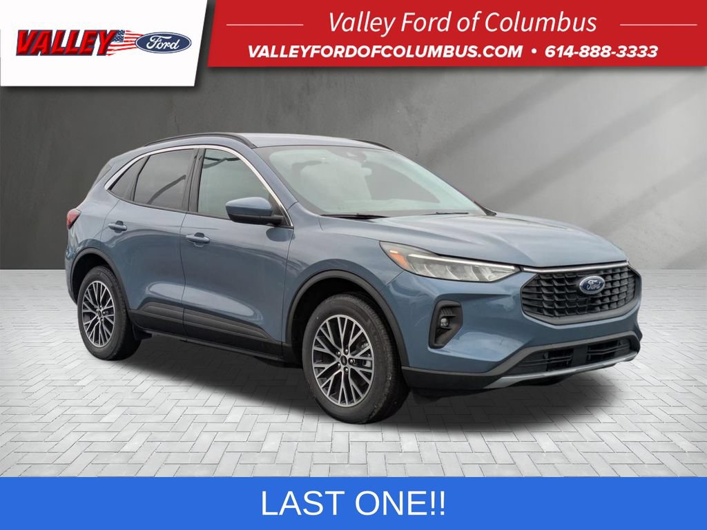 New 2024 Ford Escape SE FWD image 1