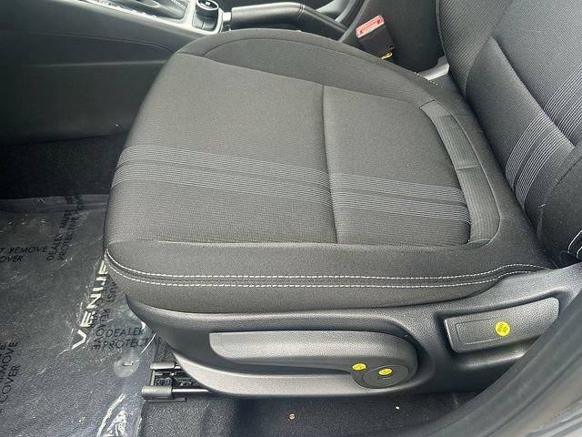 New 2025 Hyundai Venue SEL FWD image 36