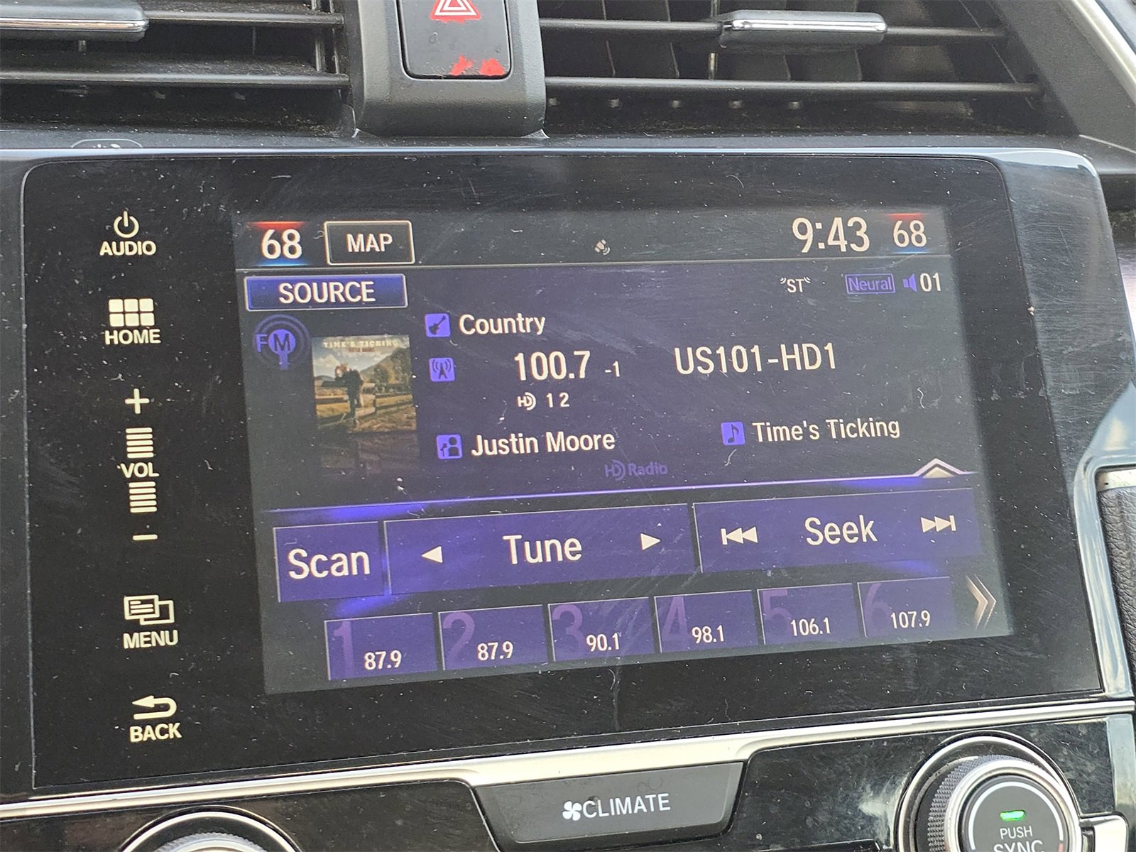 Used 2017 Honda Civic Touring image 21