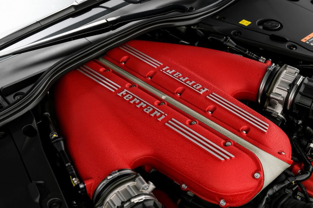 Used 2023 Ferrari 812 Competizione RWD image 56
